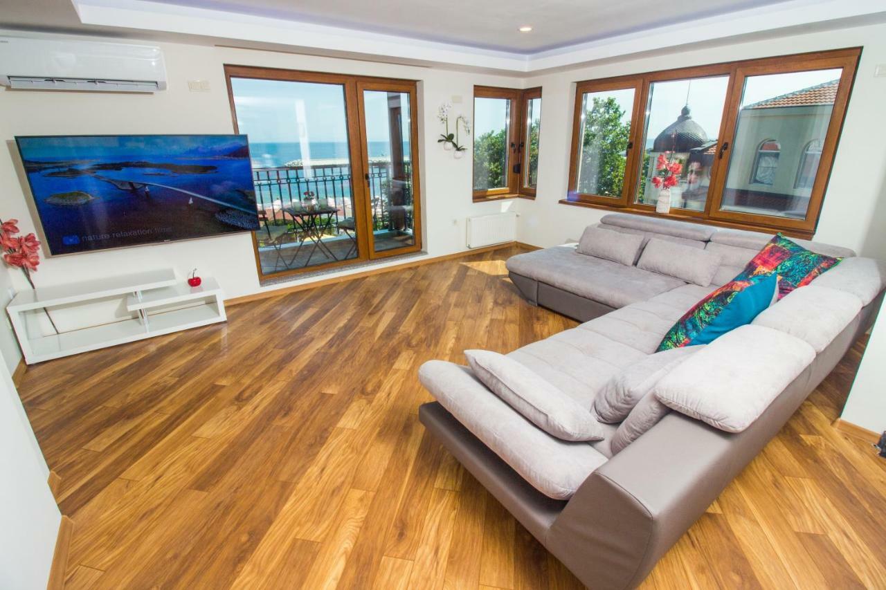 Breeze Guest House تشيرنوموريتس المظهر الخارجي الصورة